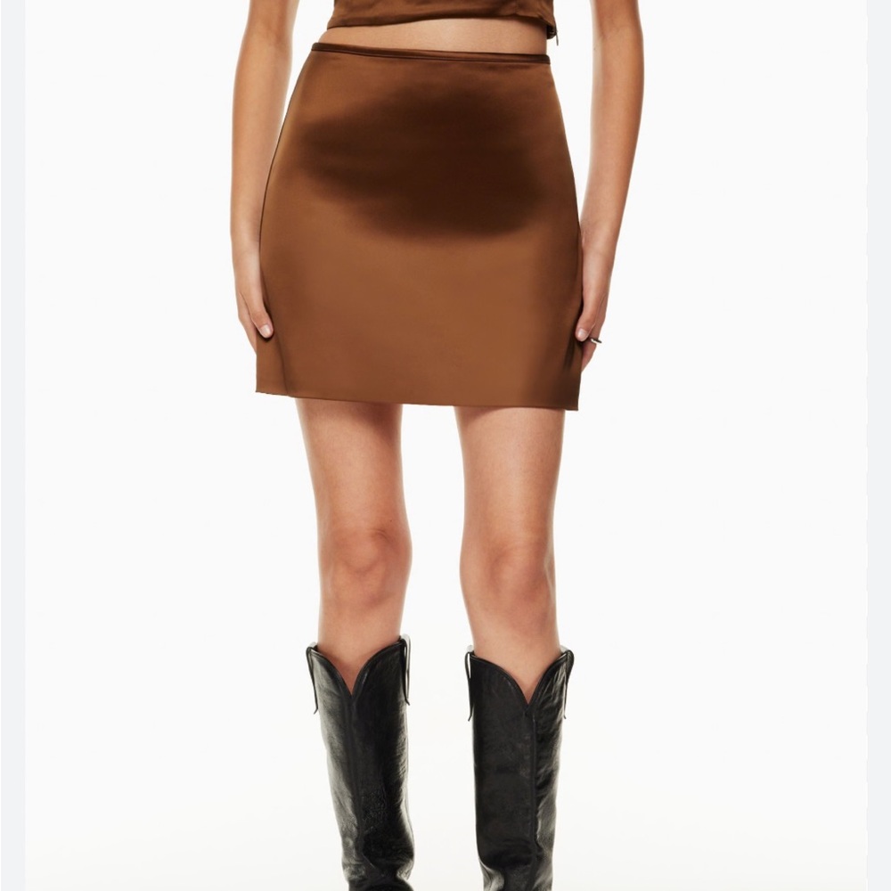Aritzia Wilfred Tavern Satin Mini Skirt Copper Brown 99576